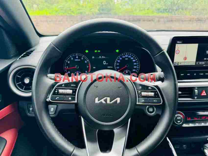 Cần bán xe Kia K3 Premium 1.6 AT màu Đỏ 2021