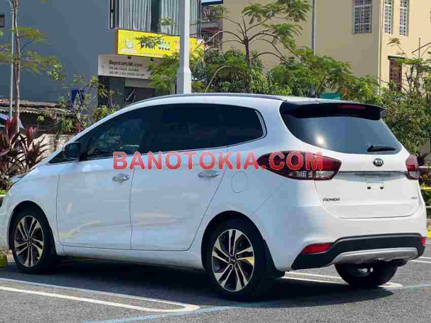 Cần bán gấp Kia Rondo GAT Deluxe năm 2022 giá cực tốt