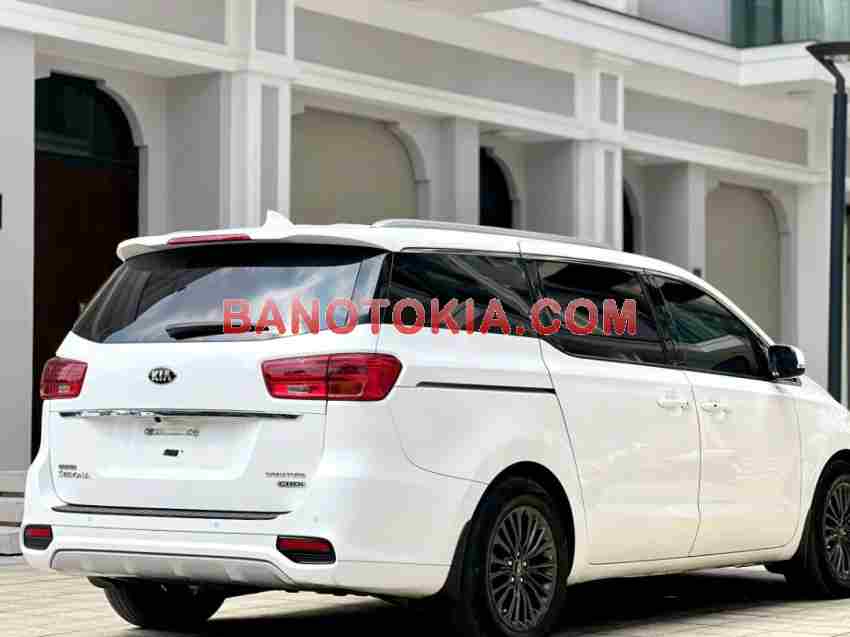 Kia Sedona 2.2 DAT Luxury 2019 Số tự động cực đẹp!