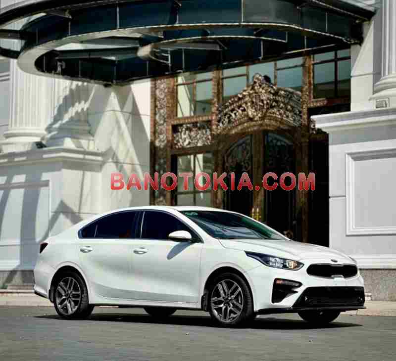 Cần bán gấp xe Kia Cerato 1.6 AT Luxury 2020 màu Trắng