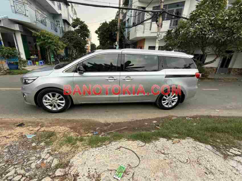 Kia Sedona 2.2L DATH năm sản xuất 2017 giá tốt