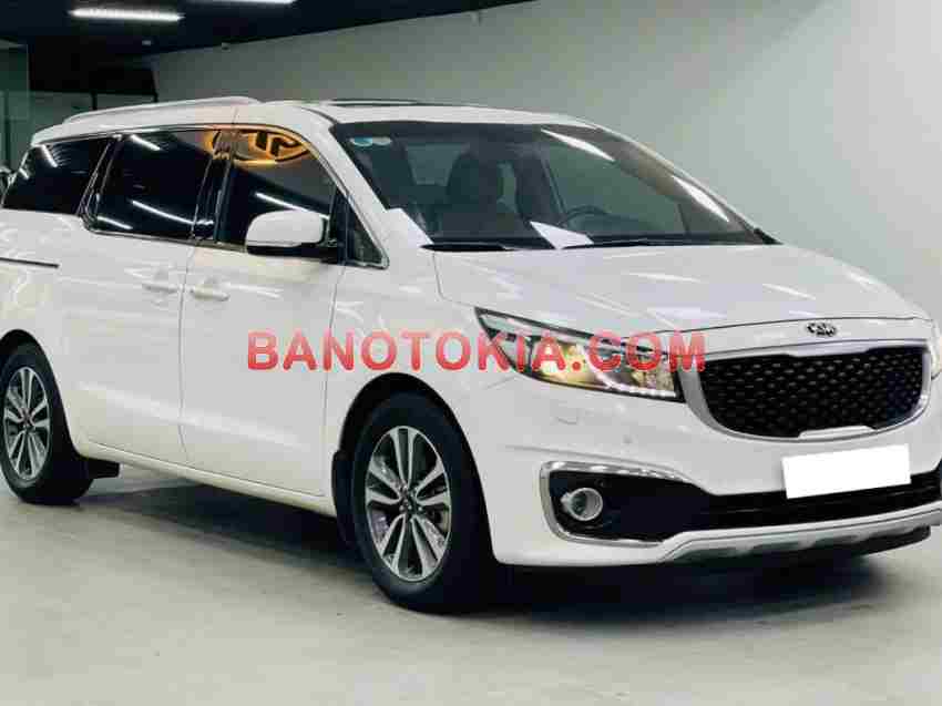 Cần bán xe Kia Sedona 3.3L GATH màu Trắng 2016