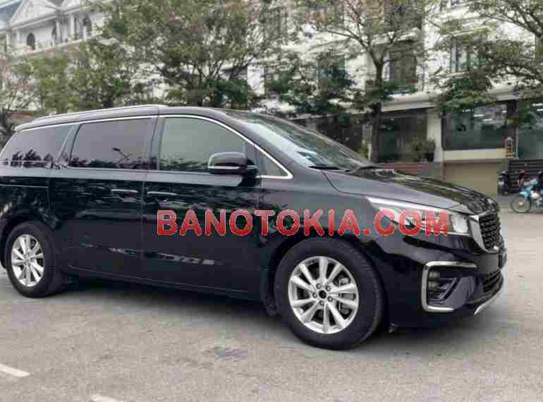 Cần bán xe Kia Sedona Platinum G 2018 Số tự động màu Đen