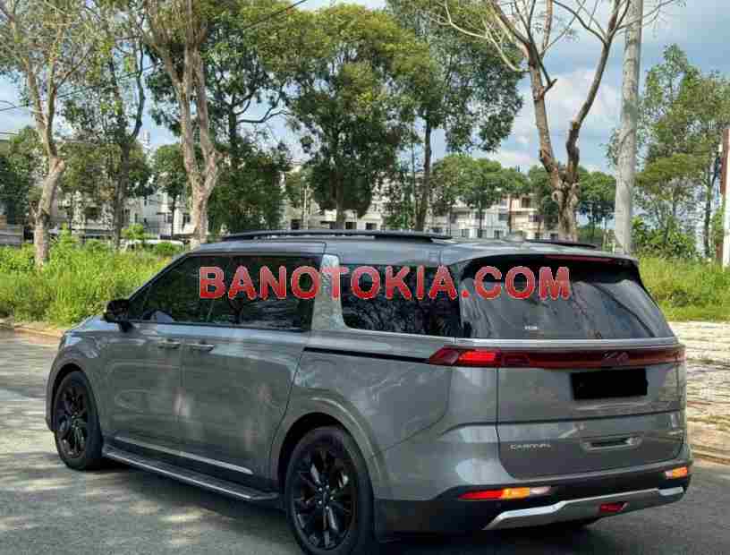 Kia Carnival Signature 2.2D năm 2023 cần bán