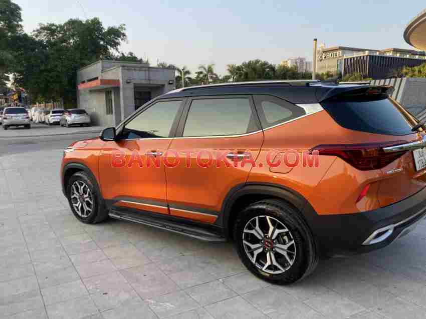 Kia Seltos Premium 1.4 AT năm 2021 cần bán