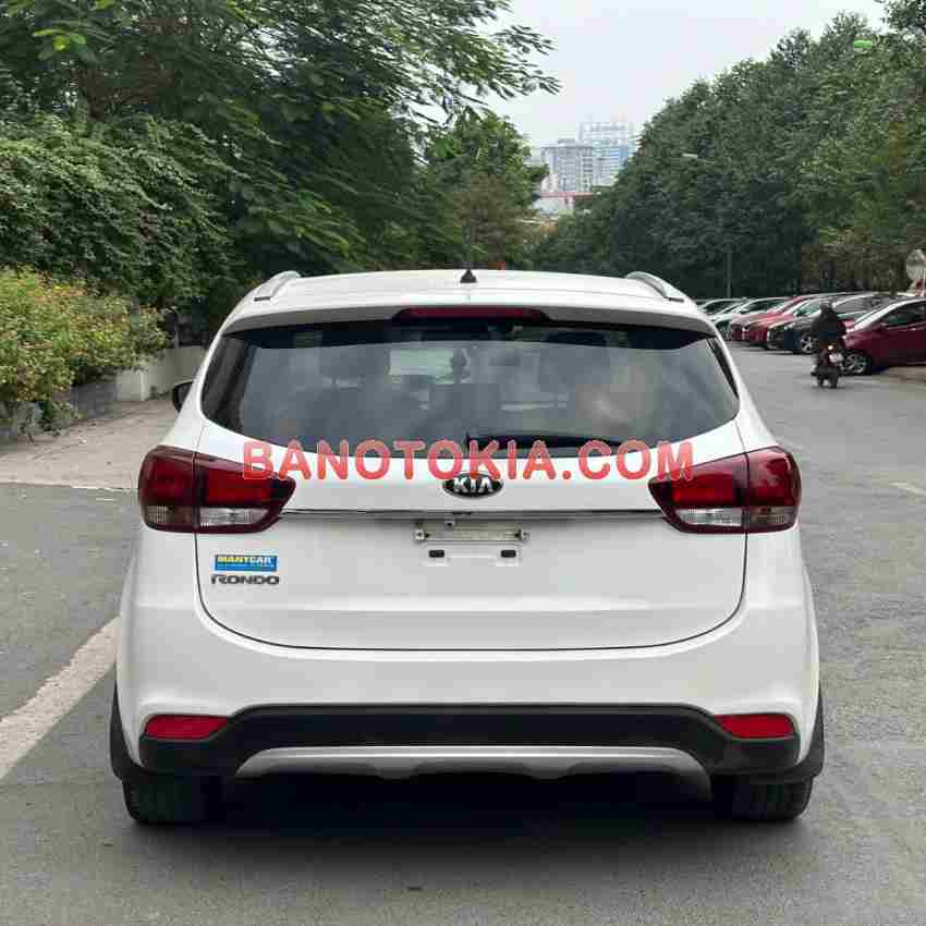 Cần bán xe Kia Rondo GAT năm 2016 màu Trắng cực đẹp