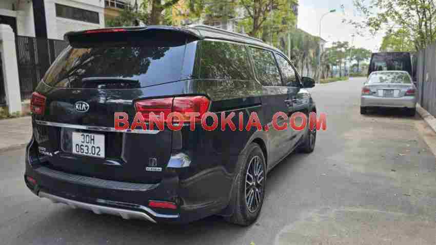 Cần bán xe Kia Sedona 2.2L DATH năm 2018 màu Đen cực đẹp