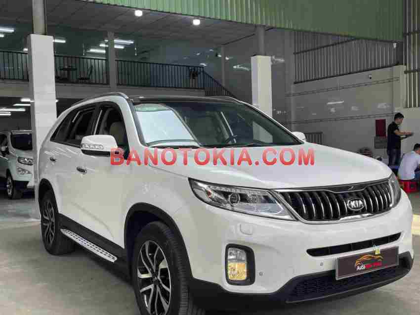 Cần bán xe Kia Sorento 2.2 DAT Premium màu Trắng 2020