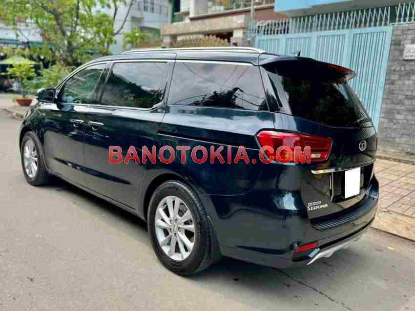 Bán xe Kia Sedona Platinum D sx 2018 - giá rẻ