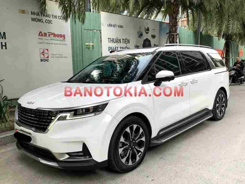 Cần bán gấp Kia Carnival Signature 2.2D năm 2021 giá cực tốt