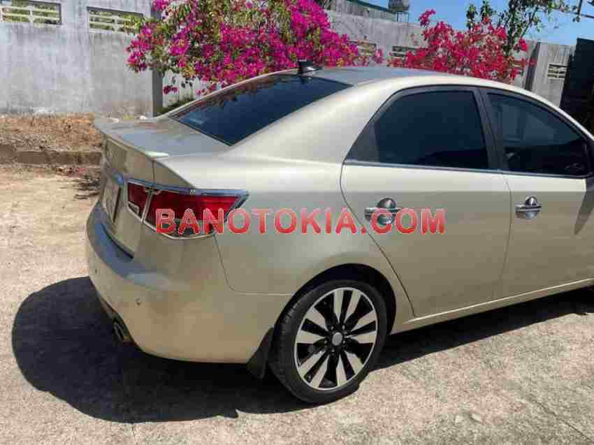 Cần bán gấp xe Kia Forte SX 1.6 AT 2011 màu Cát