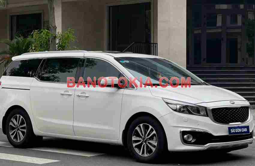 Cần bán Kia Sedona 2.2L DATH 2018, xe đẹp giá rẻ bất ngờ