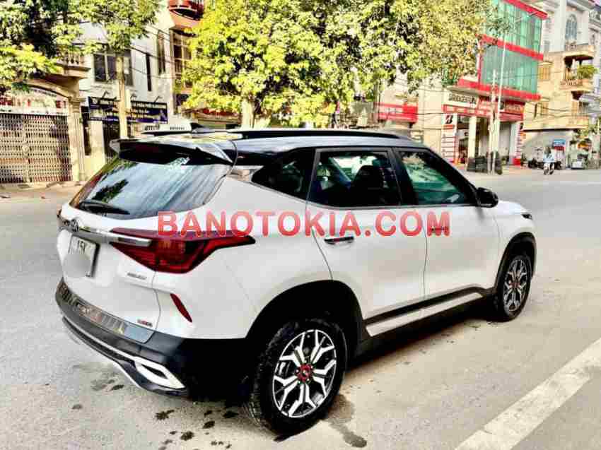 Cần bán gấp Kia Seltos Premium 1.4 AT đời 2020, màu Trắng