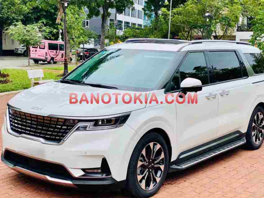 Cần bán gấp xe Kia Carnival Signature 2.2D 2022 màu Trắng