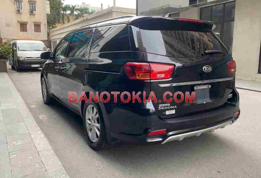 Cần bán xe Kia Sedona 2.2 DAT Luxury năm 2020 màu Đen cực đẹp