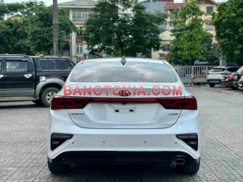 Cần bán gấp xe Kia Cerato 1.6 AT Luxury năm 2021, màu Trắng, Số tự động