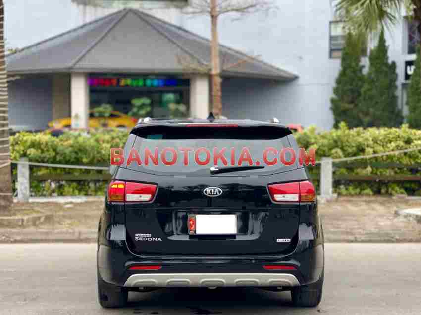 Cần bán Kia Sedona 2.2L DATH 2018 xe đẹp