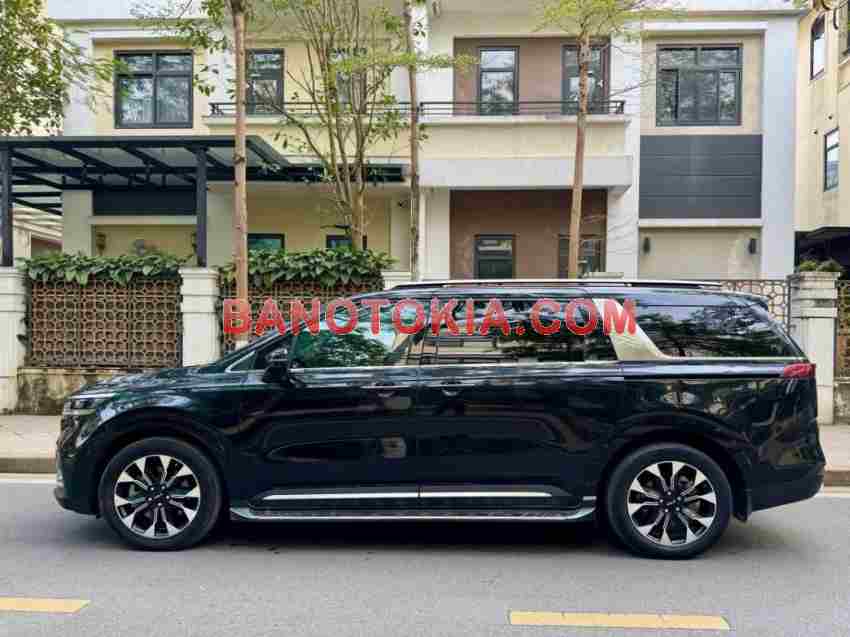 Kia Carnival 2021 Van Minivan màu Đen