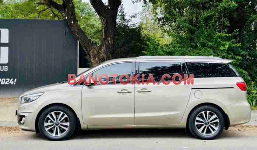 Cần bán gấp Kia Sedona 3.3L GATH năm 2016 giá cực tốt