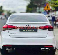 Cần bán xe Kia Cerato 1.6 MT màu Trắng 2016