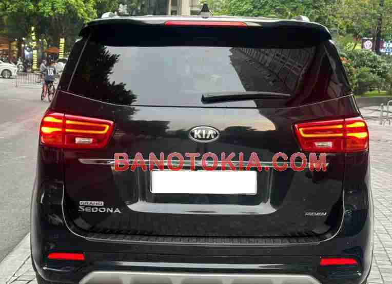 Cần bán xe Kia Sedona 3.3 GAT Premium màu Đen 2020