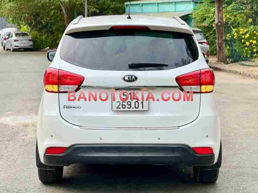 Cần bán xe Kia Rondo GAT 2016 Số tự động