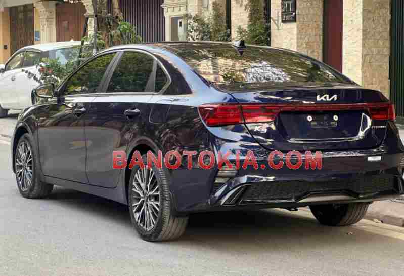 Cần bán xe Kia K3 Premium 1.6 AT màu Xanh 2022