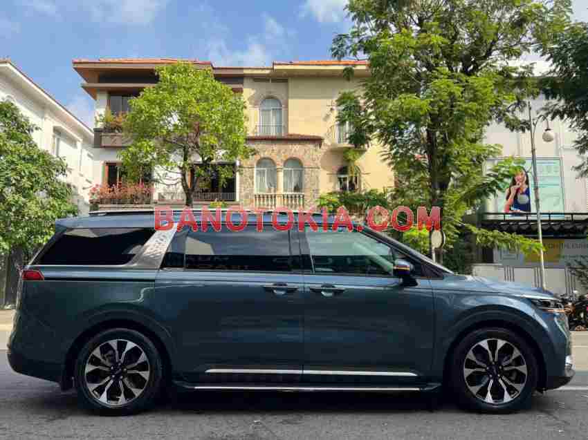 Kia Carnival 2022 Van Minivan màu Xanh