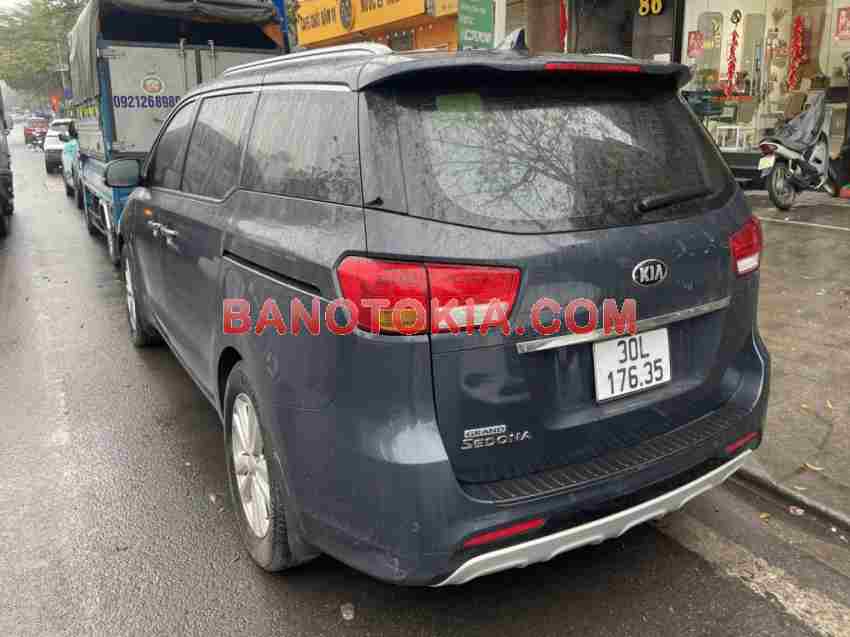 Cần bán Kia Sedona 3.3L GATH 2015, xe đẹp giá rẻ bất ngờ