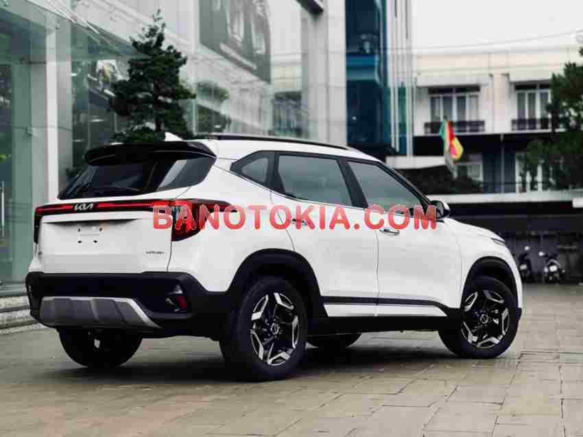 Kia Seltos Luxury 1.5 AT model 2024, Crossover