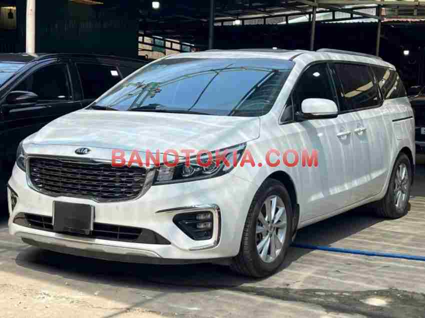 Cần bán gấp Kia Sedona 2.2 DAT Luxury đời 2019, màu Trắng