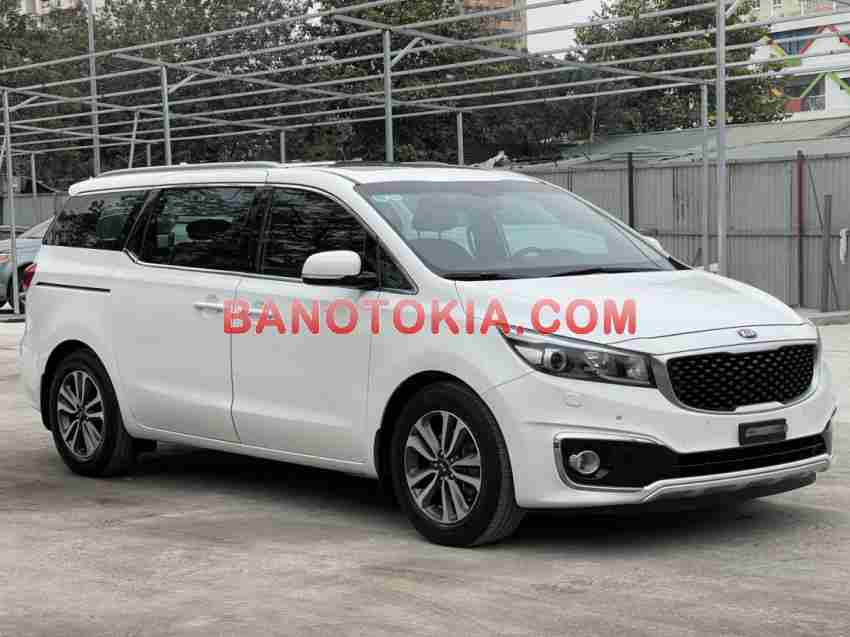 Cần bán gấp xe Kia Sedona 2.2L DATH 2018 màu Trắng