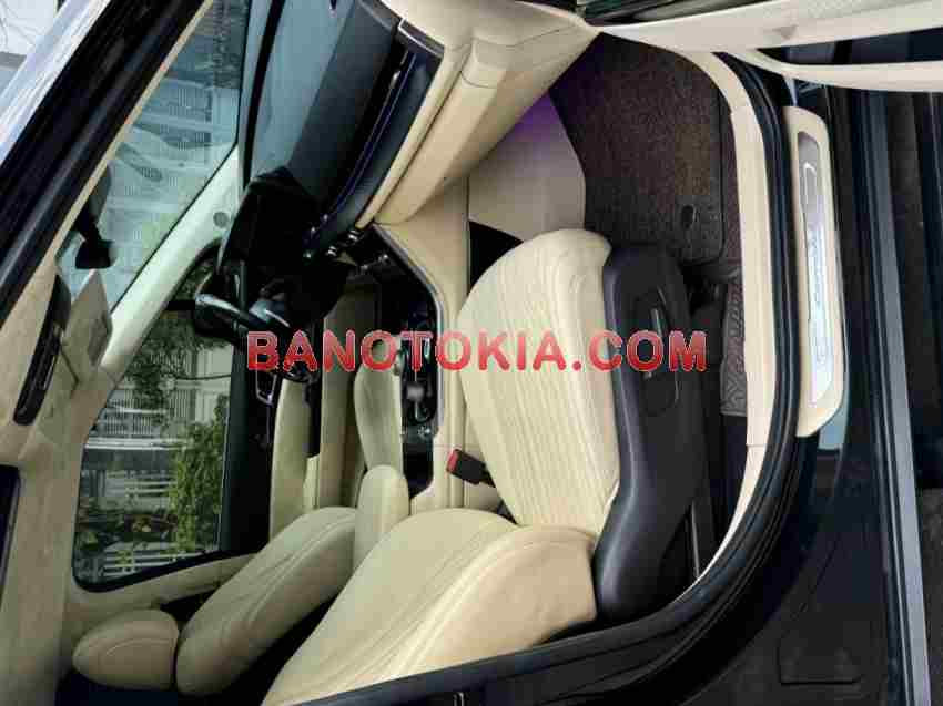 Cần bán gấp Kia Carnival Signature 2.2D đời 2022, màu Đen