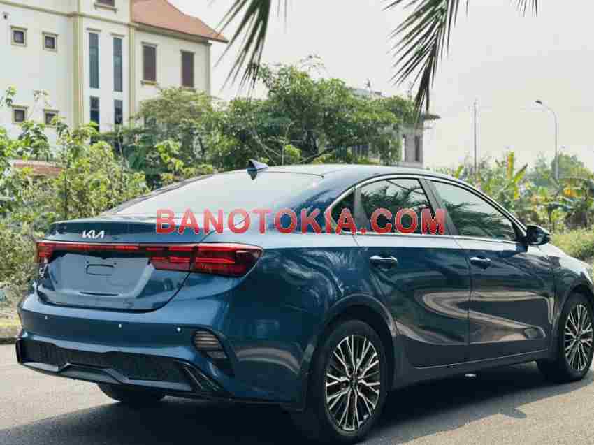 Cần bán xe Kia K3 Premium 2.0 AT năm 2022 màu Xanh cực đẹp