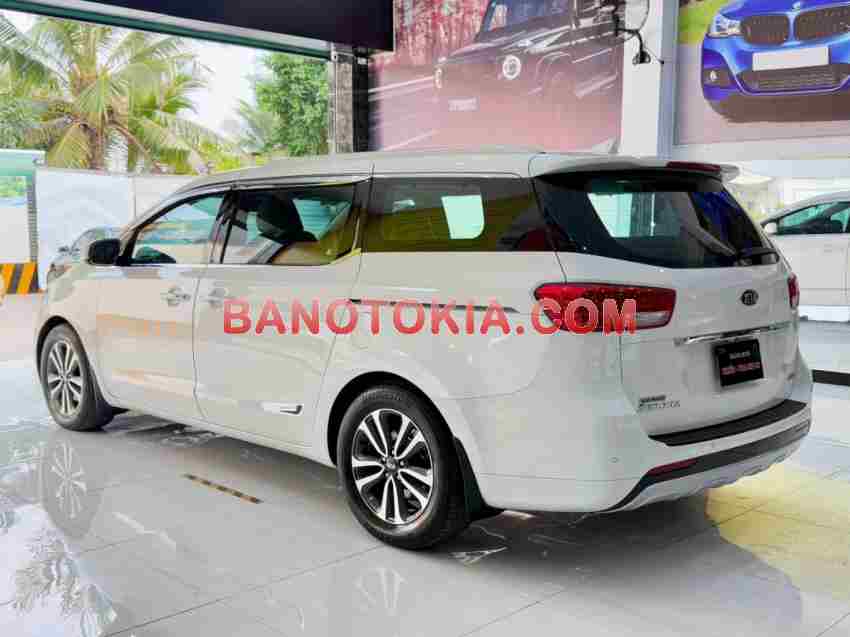 Kia Sedona 2.2L DATH model 2018 xe chuẩn hết ý