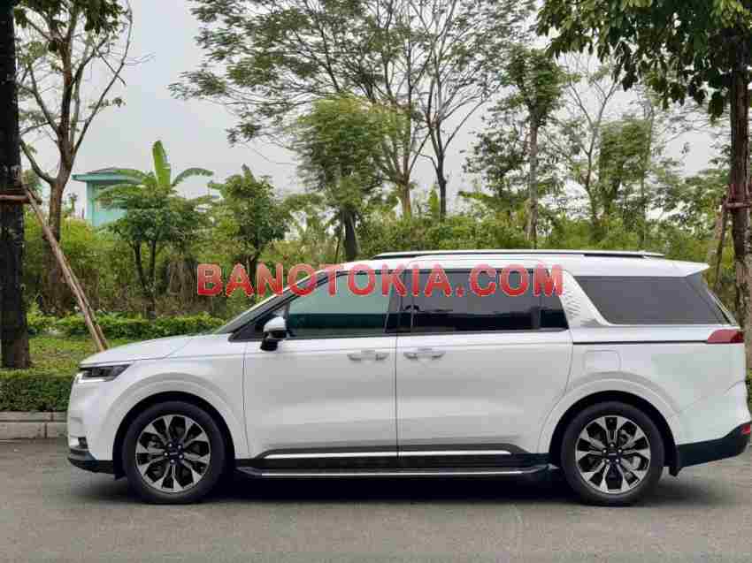 Cần bán gấp xe Kia Carnival Premium 2.2D 8S năm 2023, màu Trắng, Số tự động