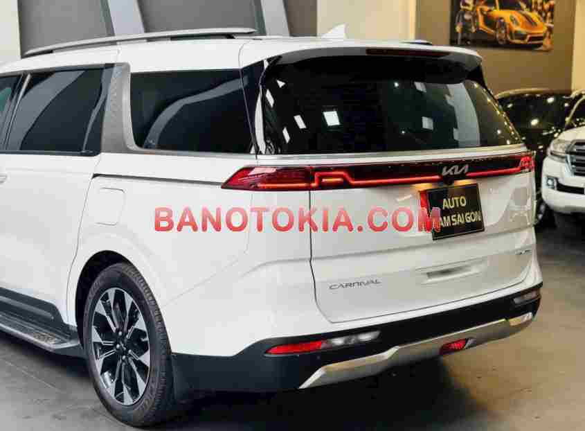 Kia Carnival Signature 2.2D model 2022 xe chuẩn hết ý