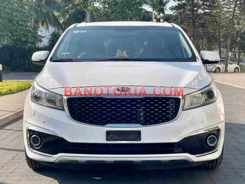 Cần bán gấp Kia Sedona 2.2L DATH năm 2018 giá cực tốt