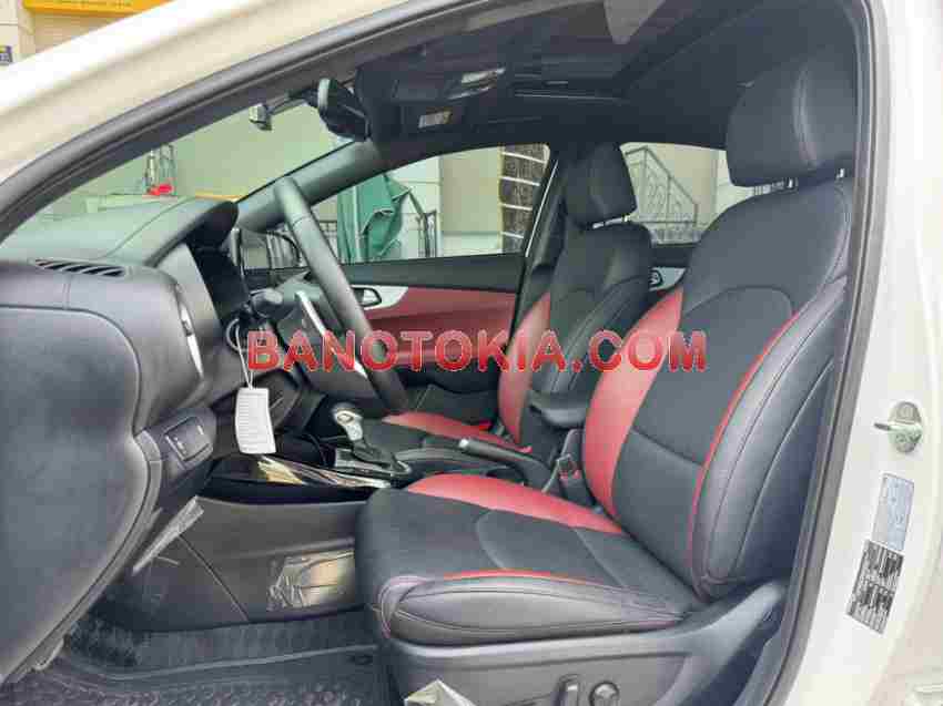 Cần bán xe Kia K3 Premium 1.6 AT màu Trắng 2024