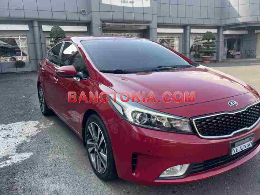 Cần bán gấp Kia Cerato 2.0 AT 2017 - Xe đẹp - Giá tốt