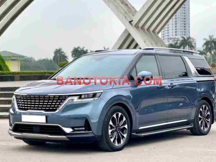 Cần bán xe Kia Carnival Signature 2.2D màu Xanh 2022