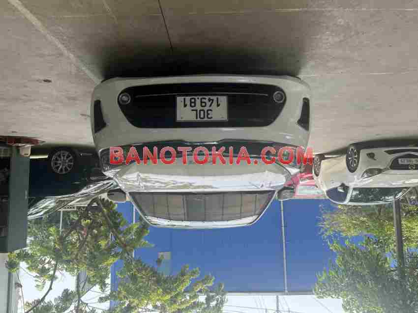 Cần bán gấp Kia Soluto 1.4 MT Deluxe đời 2020, màu Trắng