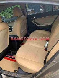 Cần bán gấp Kia Cerato 1.6 MT năm 2016 giá cực tốt