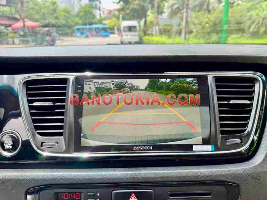 Bán xe Kia Sedona 2.2L DATH đời 2017 - Giá tốt