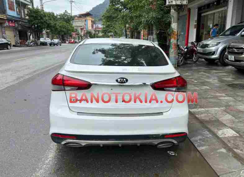 Kia Cerato 1.6 MT năm sản xuất 2018 giá tốt