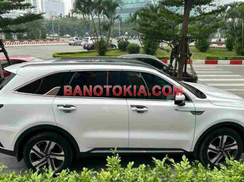 Cần bán xe Kia Sorento Premium 2.2 AT AWD năm 2022 màu Trắng cực đẹp