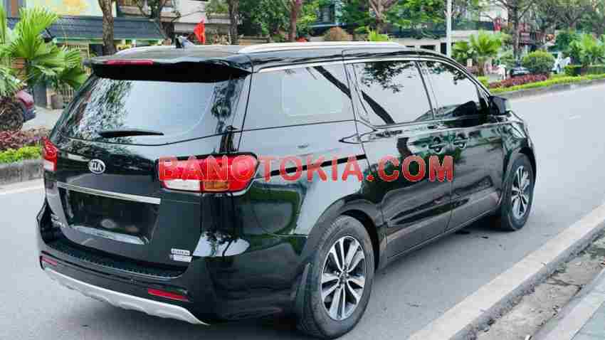 Xe Kia Sedona 2.2L DATH đời 2018 đẹp bán gấp