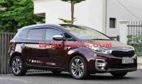 Cần bán gấp Kia Rondo GAT Deluxe đời 2019, màu Đỏ