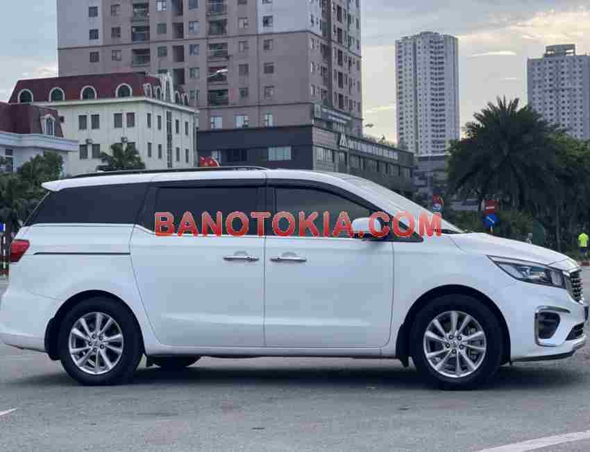 Cần bán xe Kia Sedona 2.2 DAT Luxury năm 2019 màu Trắng cực đẹp