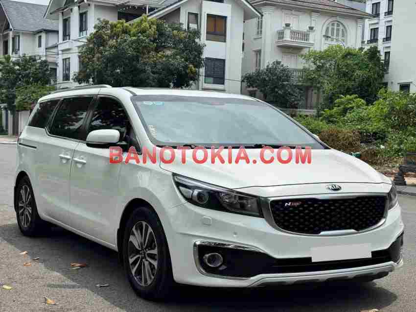 Bán Kia Sedona 2.2L DATH đời 2017 xe đẹp - giá tốt